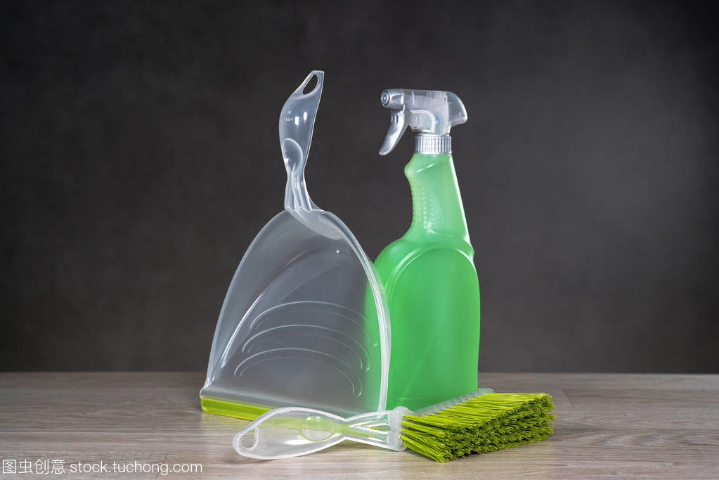 清洁家居理念 精选实用清洁用品，打造健康舒适生活空间